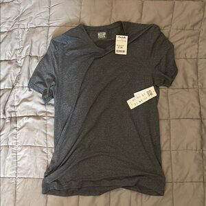 32 Degrees Gray Short Sleeve Tee